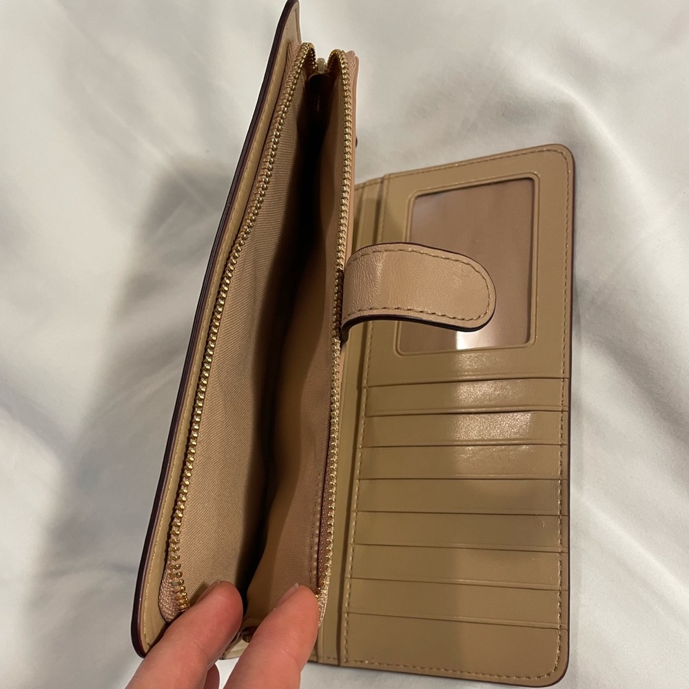 Coach Skinny Wallet Beige - Picture 7 of 11